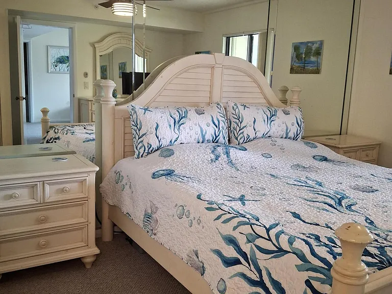 1201 Seafarer Cir #201 — Photo 10