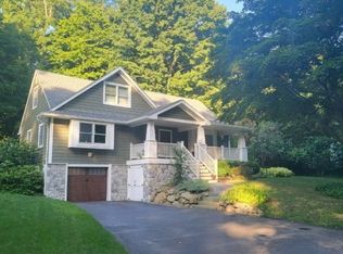 61 Malcolm Rd, Mahwah, NJ 07430