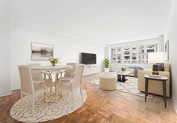 4th image of 445 E 80th St APT 17F