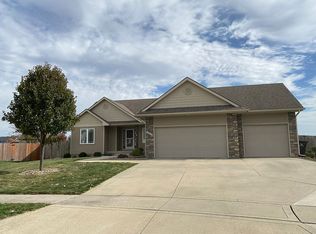 3003 NW 14th Ct, Ankeny, IA 50023