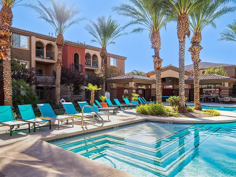 Montecito Pointe Apartments — Photo 33