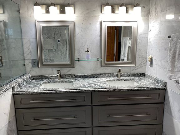 4th image of 3188 N Conestoga Ct