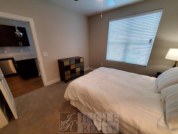 5th image of 1451 Sadler Dr #17