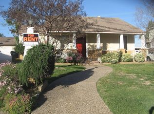 734 E Terrace Dr, Long Beach, CA 90807