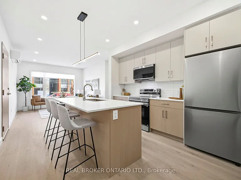 184 Woodroffe Ave #5 — Photo 5