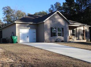 299 Ryan Dr, Ozark, AL 36360