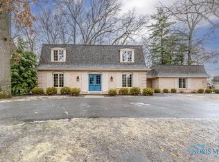 5602 Fox Hill Dr, Toledo, OH 43623