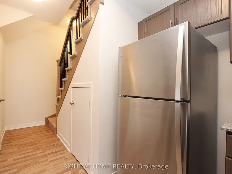 1460 Whites Rd #405 — Photo 9