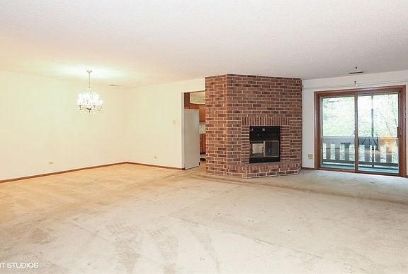 2nd image of 7854 W Oak Hills Ct APT 2CR