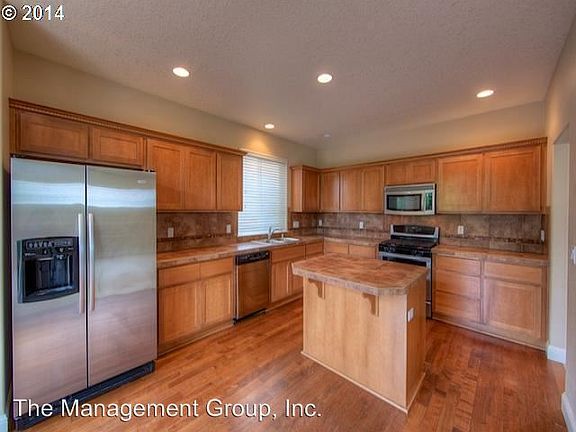 3rd image of 15714 NE 20th Pl