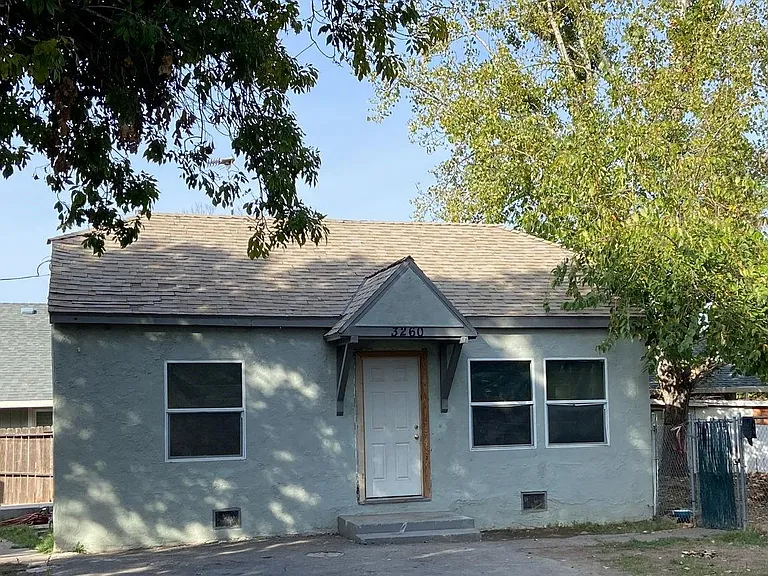 23rd Ave — Photo 1