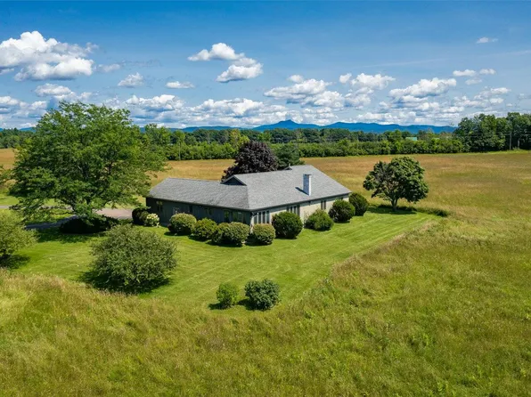736 Lime Kiln Road, Charlotte, VT 05445