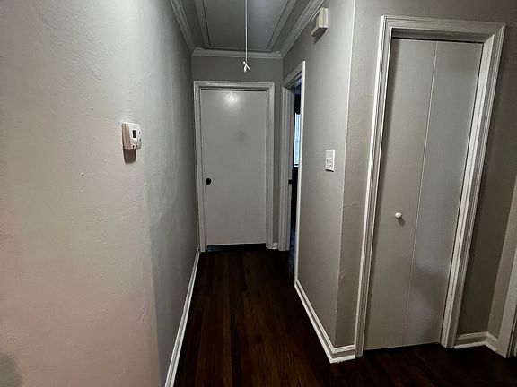 3rd image of 4950 Carnes Ave
