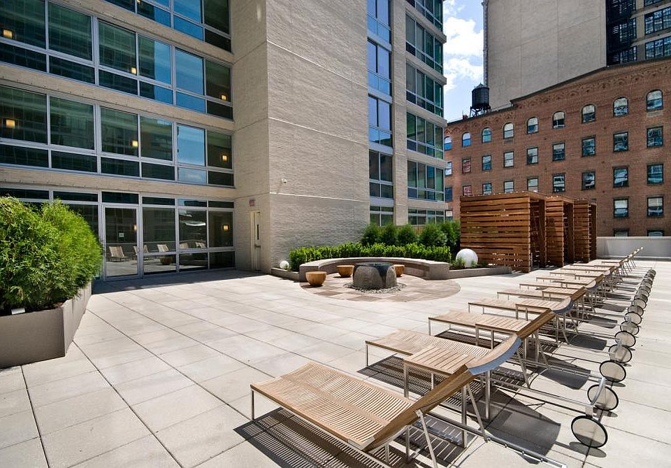 1st image of 505 W 37th St APT 29G