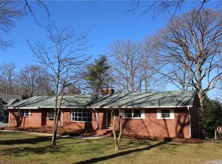 369 Ransom Rd, Winston Salem, NC 27106