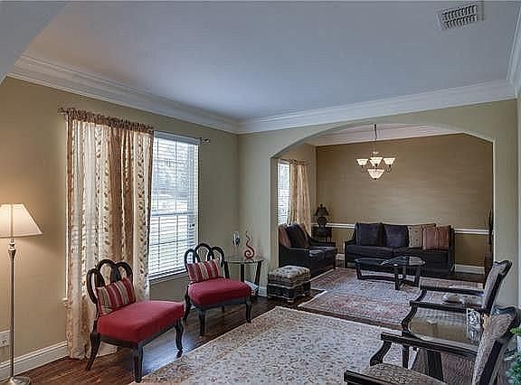 5th image of 4521 Red Barn Dr