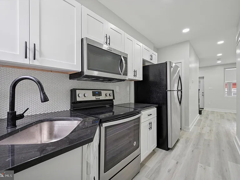 6055 Allman St — Photo 8