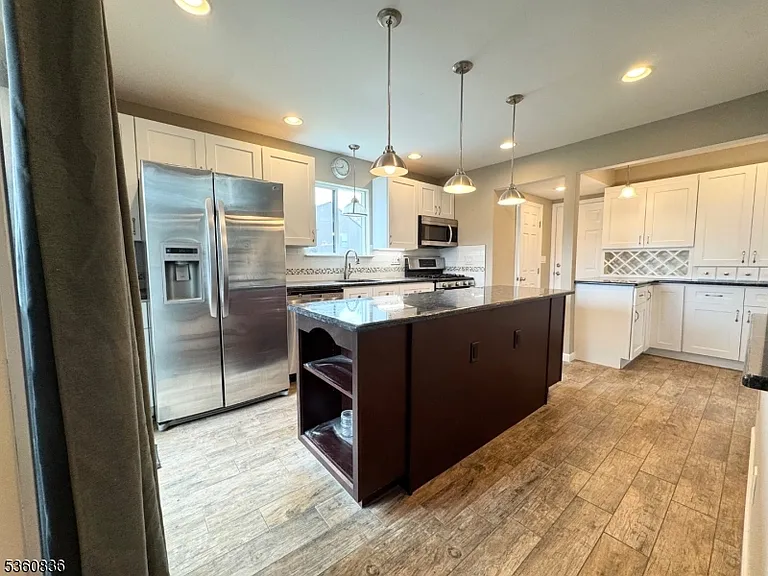 3311 Bloomingdale Dr — Photo 6