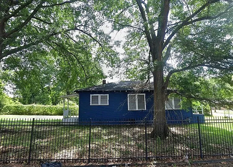 350 Vardaman St. — Photo 2