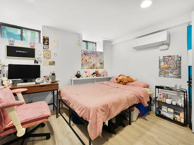 851 Hart St #1A — Photo 14