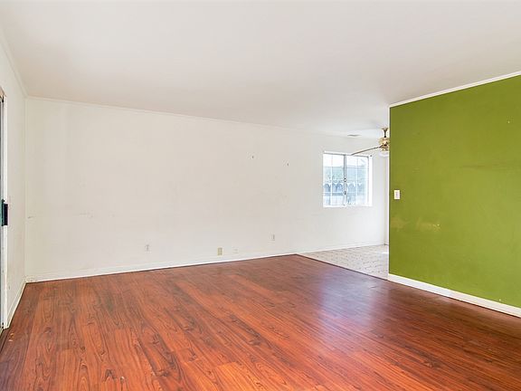 3rd image of 10167 Montura Ave