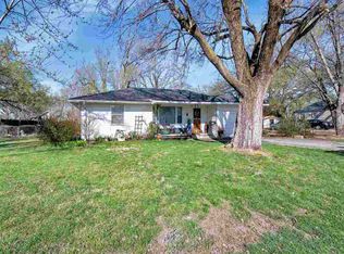 145 N Dacey Ave, Bentley, KS 67016