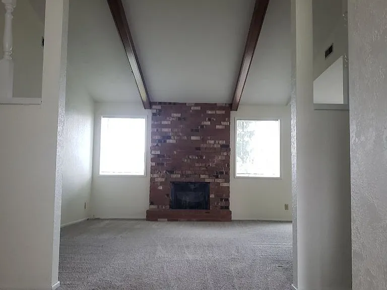 5522 Beechwood Ct S — Photo 8