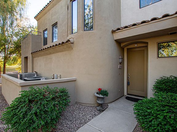 3rd image of 3131 E LEGACY Drive #1044