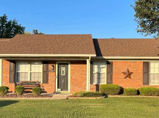 1205 Pebble Creek Dr, Jeffersonville, IN 47130