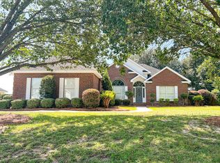 314 Holly Ln, Headland, AL 36345