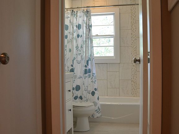 Hall Bath Shower
