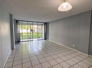 113 Royal Park Dr APT 1E, Oakland Park, FL 33309