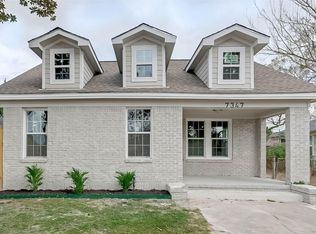 7347 Walker St, Houston, TX 77011