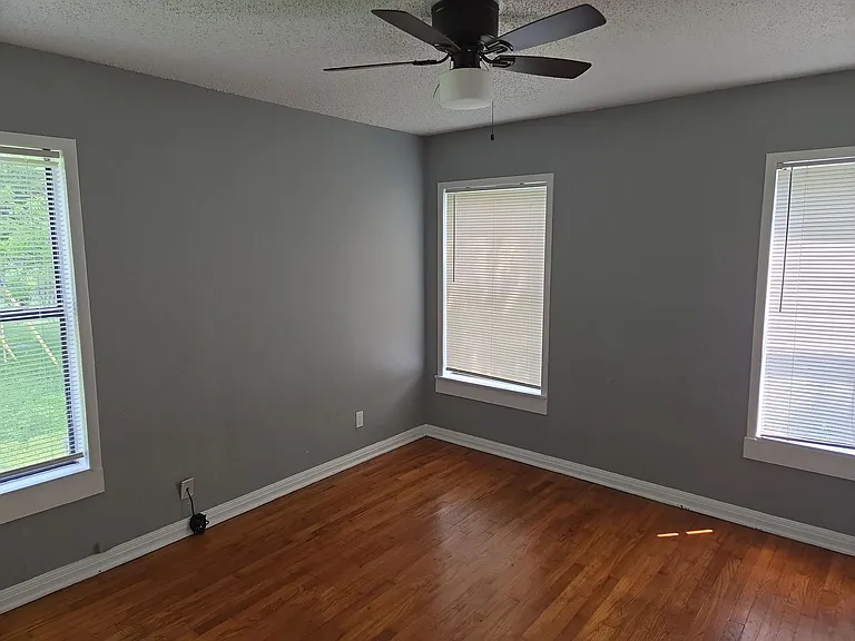 609 Valley Rd — Photo 10