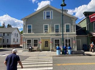 46 W Main St APT 3, Mystic, CT 06355