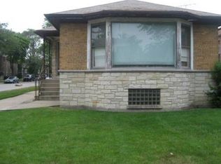 6600 N Sacramento Ave, Chicago, IL 60645