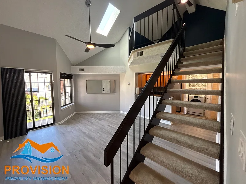 1 bed, 1.0 bath, 722 sqft, $1,700 — Photo 4