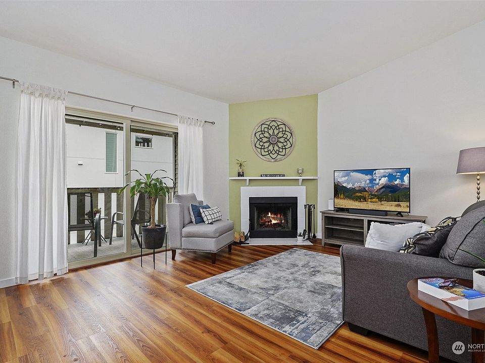 1st image of 18200 73rd Avenue NE #B303