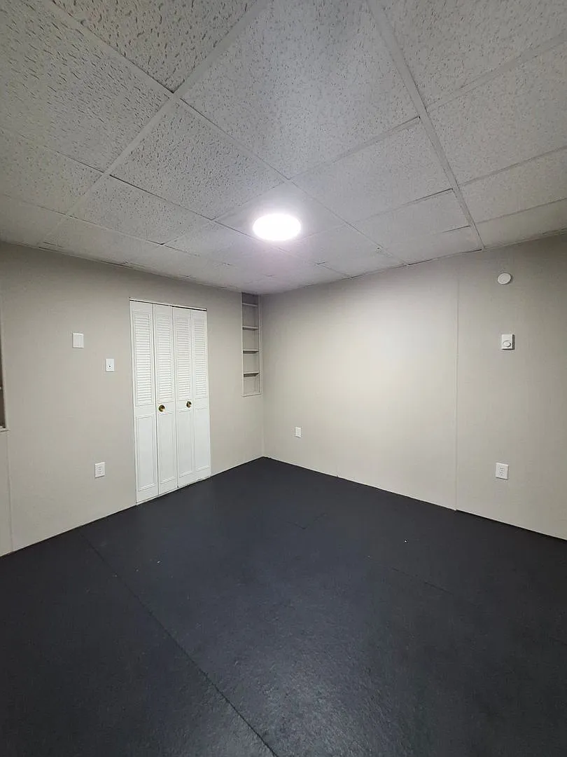 250 S Poplar St. — Photo 3