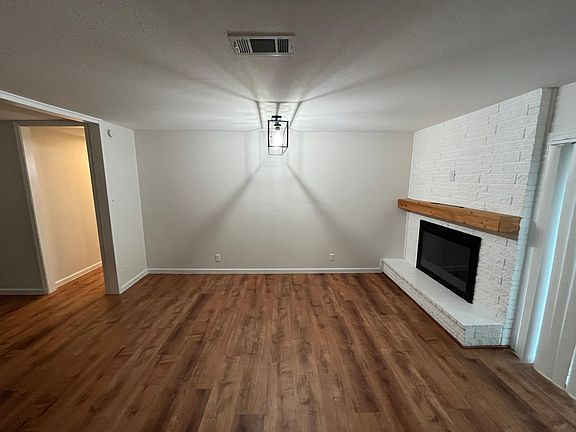5th image of 3324 High Brook Dr