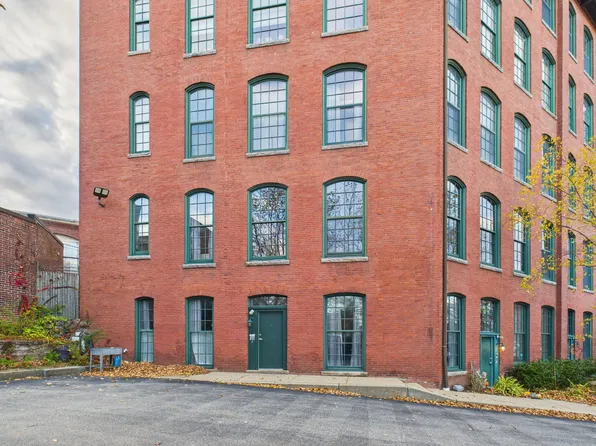 28 Bayley St #1107, Pawtucket, RI 02860