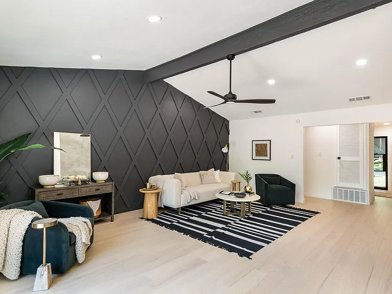 7403 Whispering Winds Dr — Photo 9