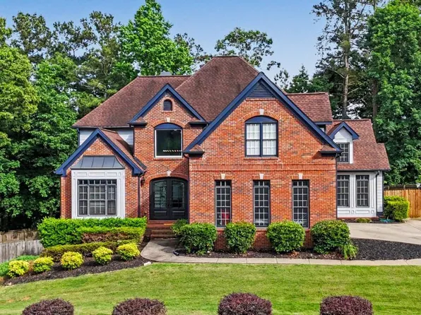 401 The Falls Of Cherokee Dr, Canton, GA 30114