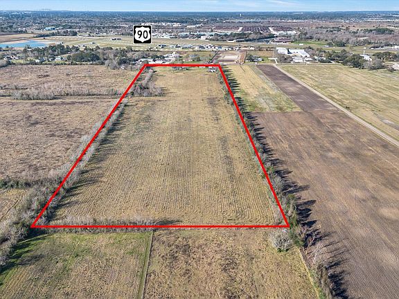 4th image of 16910 Bohemian Hall Rd