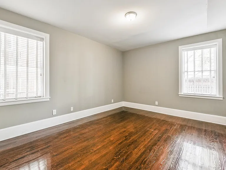 742 W Princess Anne Rd — Photo 10