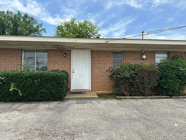 210 Memory Ln — Photo 1