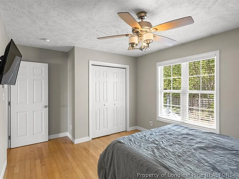 421 Cityview Ln — Photo 29