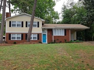 5931 Charing Pl, Charlotte, NC 28211