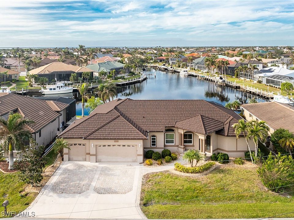 1st image of 3911 Crooked Island Dr