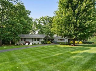 8000 N Clippinger Dr, Indian Hill, OH 45243